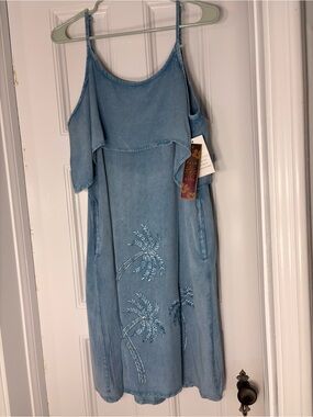 Raya Sun Light Blue Swim Cover Up Dress Palm Tree Embroidered Size Medium NWT